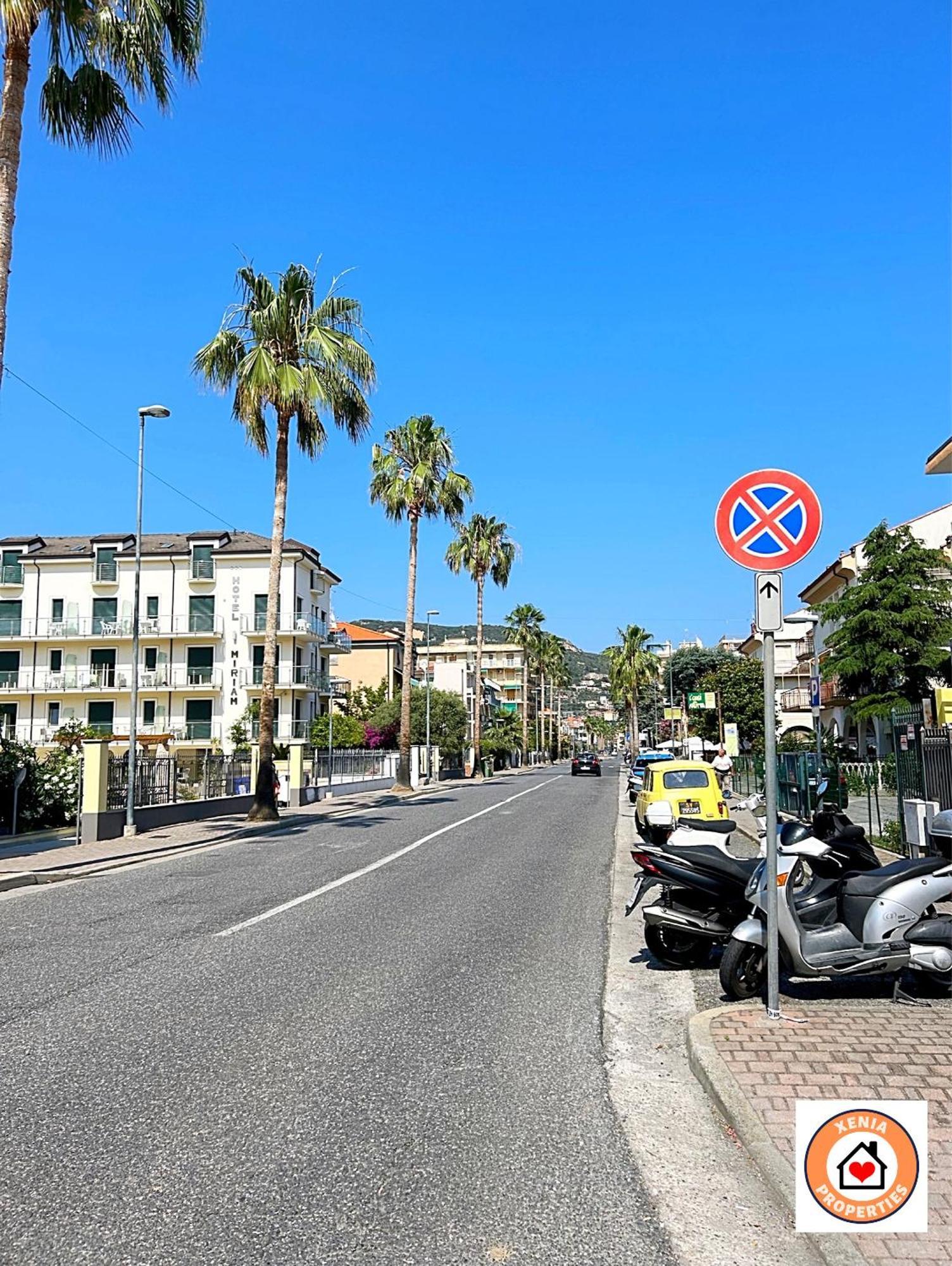 Apartamento Gioiello Marino - Mare, 2 Minuti A Piedi Pietra Ligure Exterior foto
