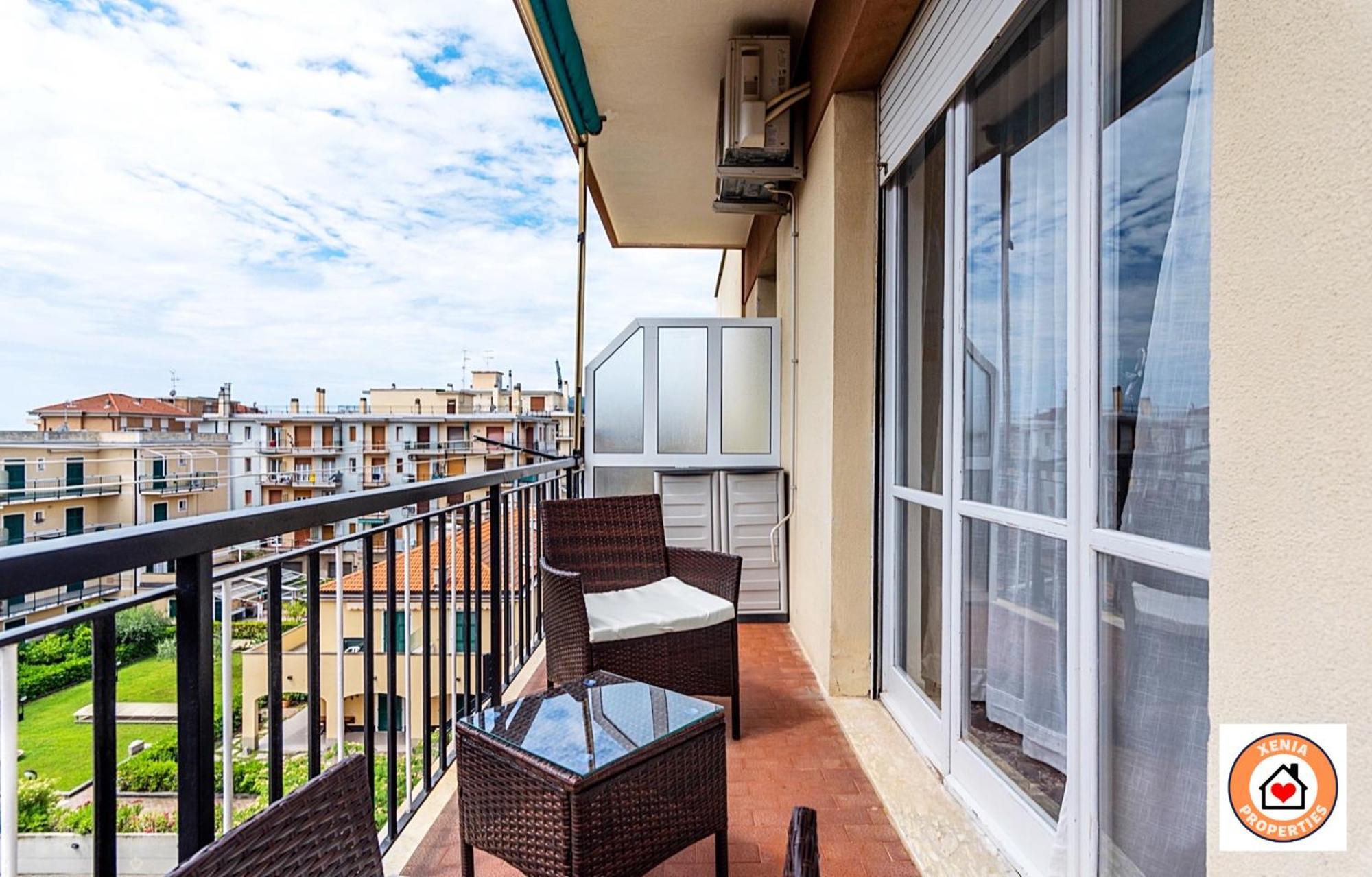 Apartamento Gioiello Marino - Mare, 2 Minuti A Piedi Pietra Ligure Exterior foto